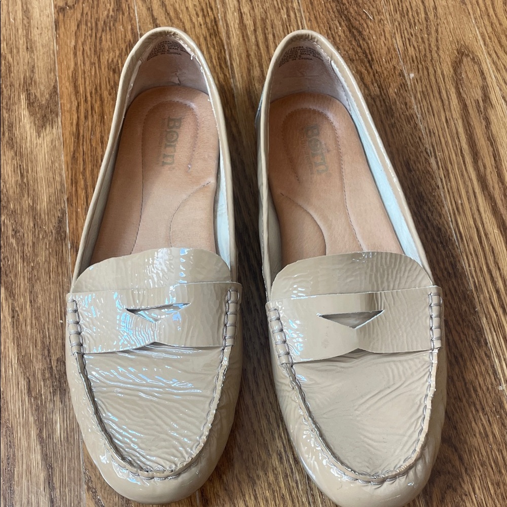 Women's Tan Patent Leather Loafers